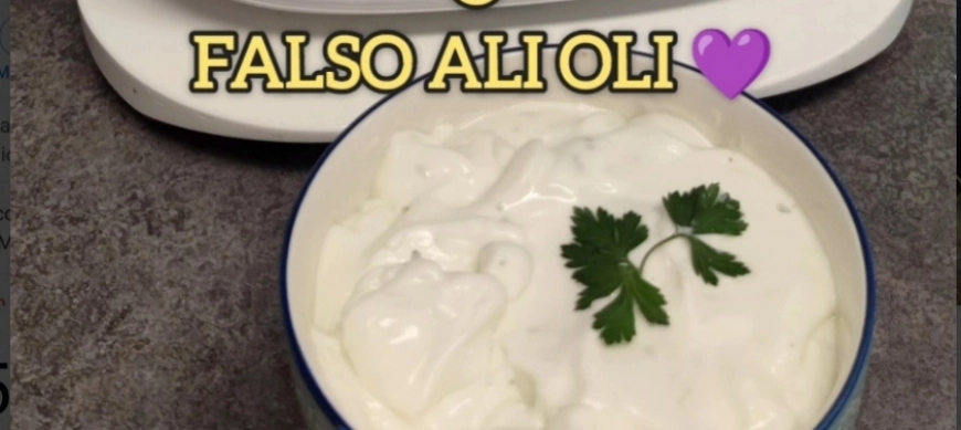 Receta y video receta de Lactonesa con o sin ajo o falso alioli con Thermomix, Málaga