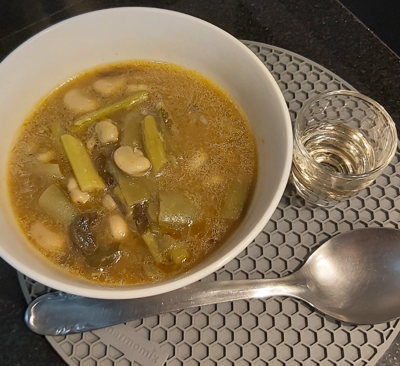 Thermomix Cazuela de habas a la hierbabuena. Sin gluten, sin lácteos, Vegana, Vegetariana.