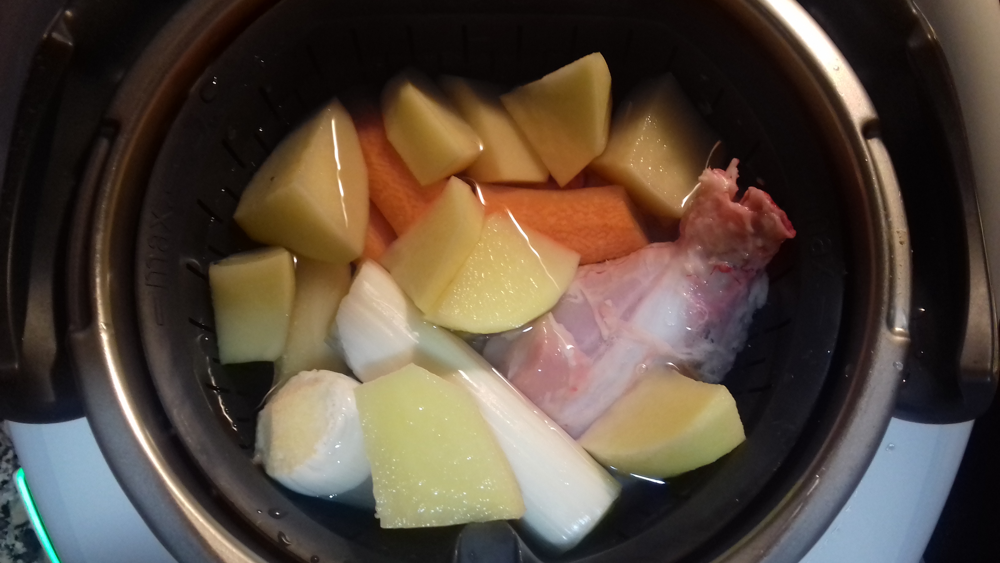 Caldo de pollo Legumbres y platos de cuchara Blog de CARMEN LEIVA