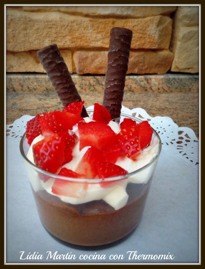 Receta de Mousse de chocolate con nata montada con Thermomix®