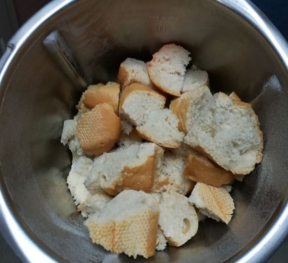 Pan rallado y pollo frito super crujiente